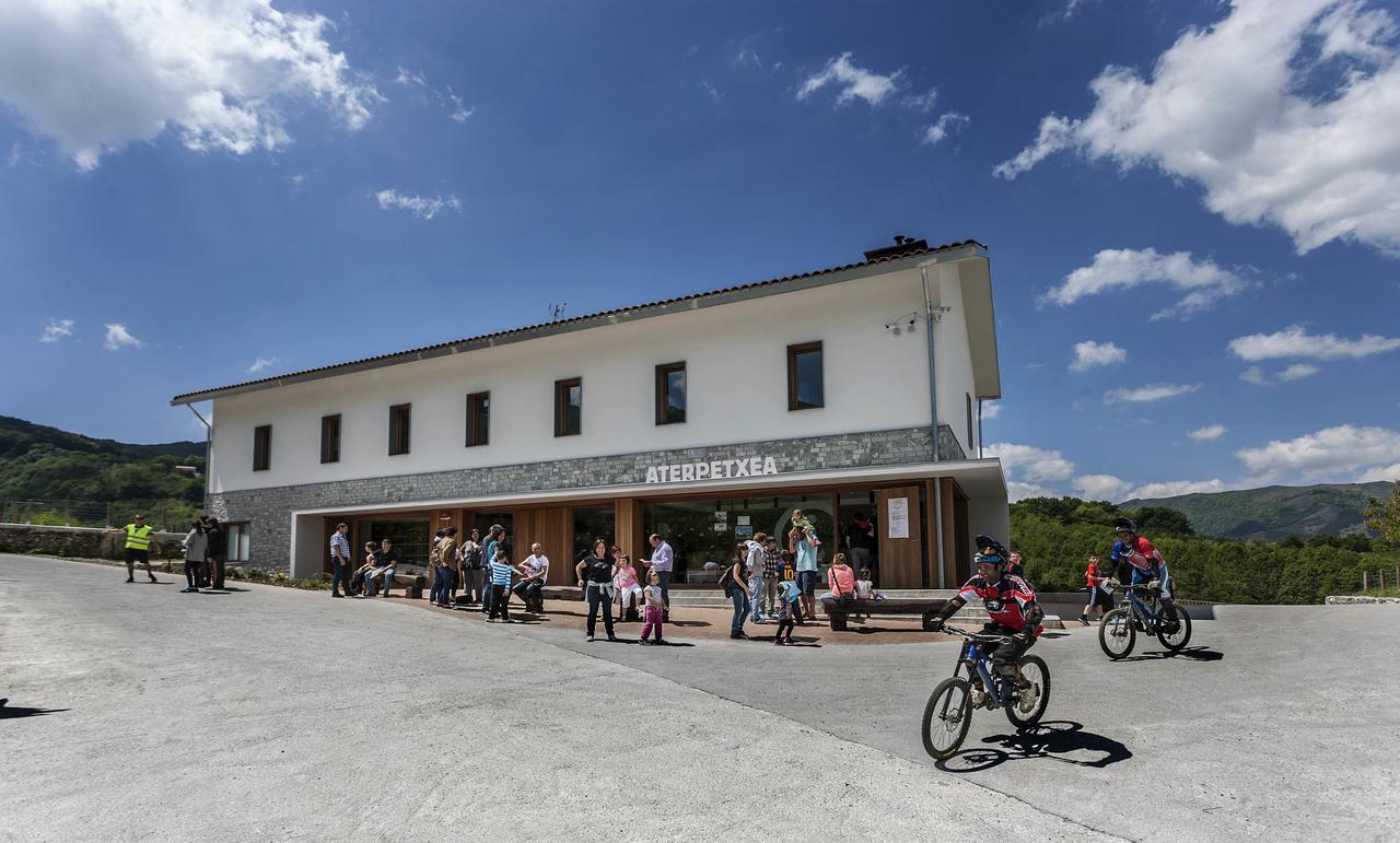 Youth Hostel Non Stop Inn By Irrisarri Land Igantzi Екстериор снимка